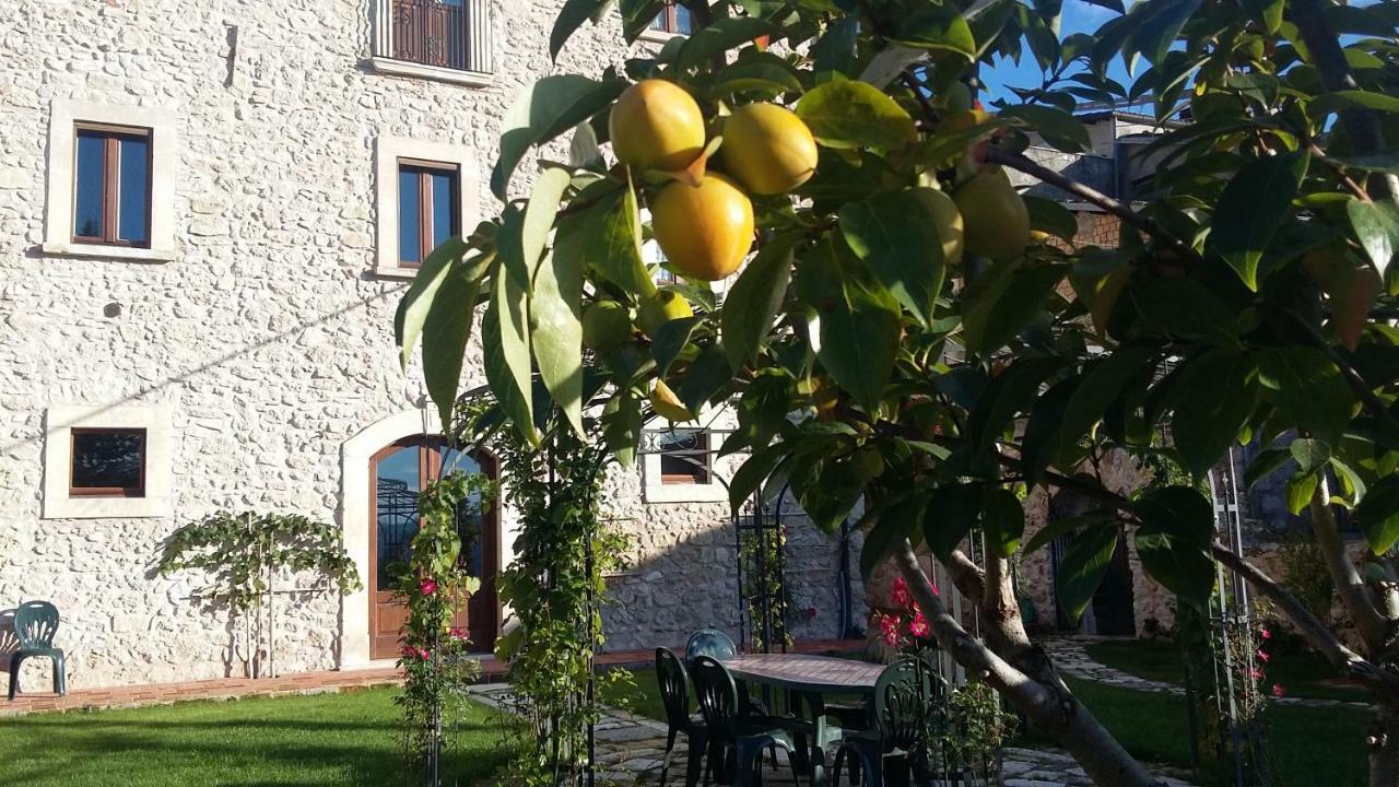 הוילה San Demetrio ne' Vestini Alloggi Agrituristici Antica Dimora מראה חיצוני תמונה